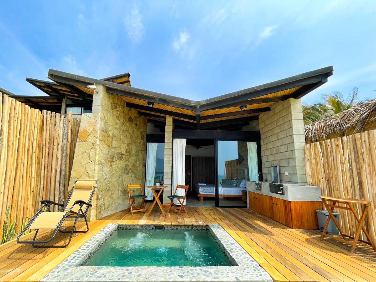 Diem Vichayito Beachfront Eco-Luxury Экстерьер фото