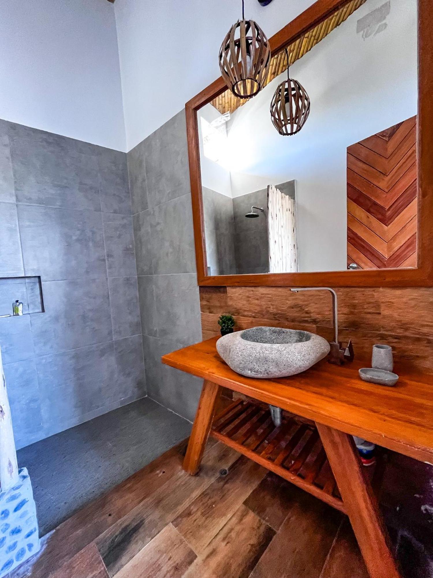 Diem Vichayito Beachfront Eco-Luxury Экстерьер фото