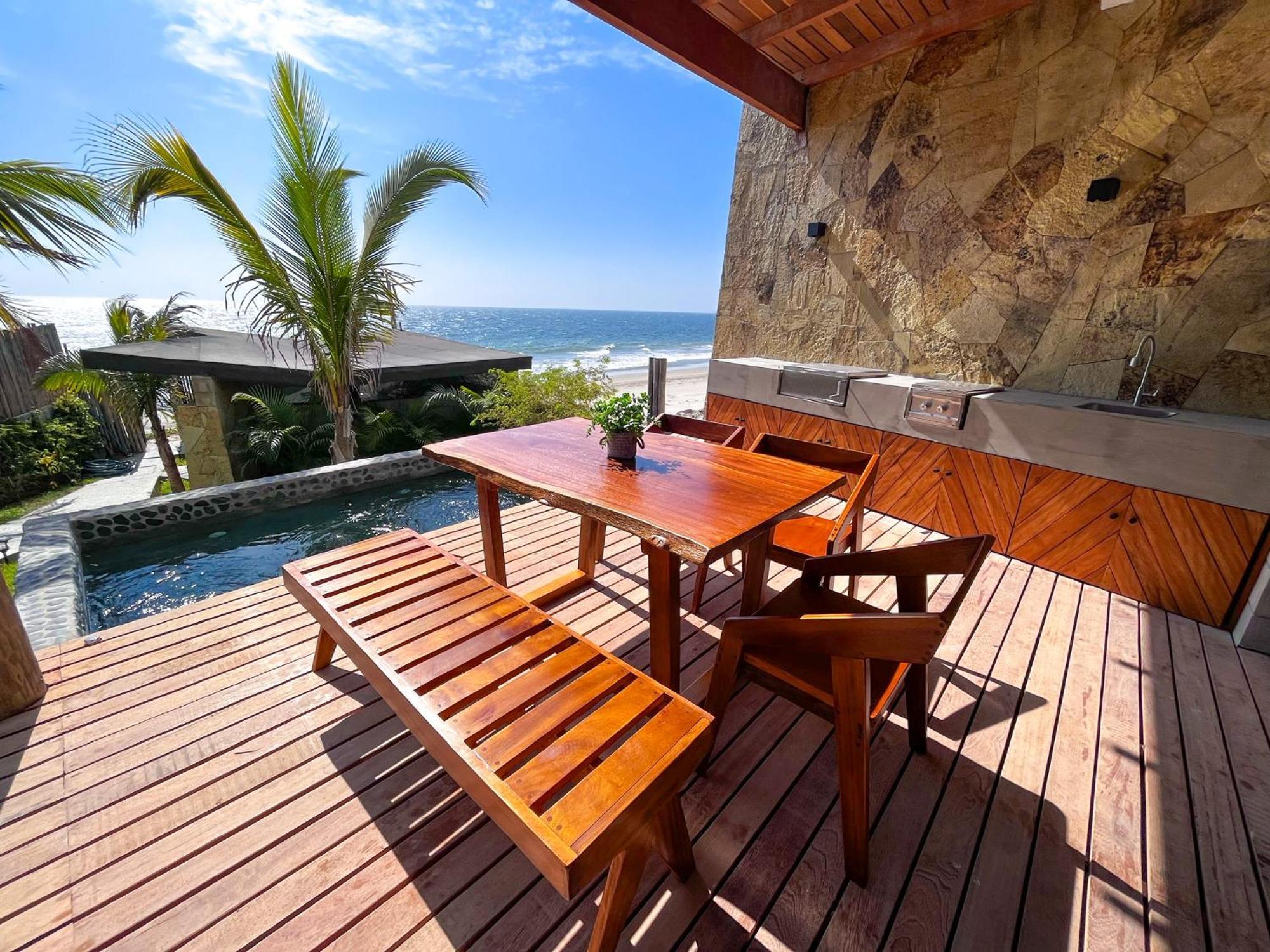 Diem Vichayito Beachfront Eco-Luxury Экстерьер фото